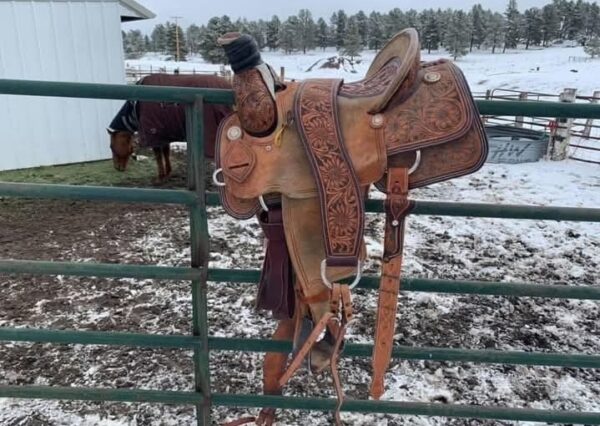 14.5 Corriente roping saddle